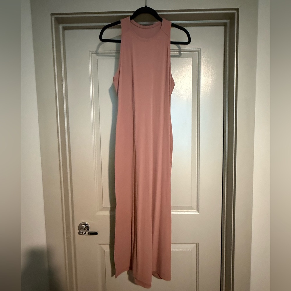 Elegant Pink Sleeveless Maxi Dress